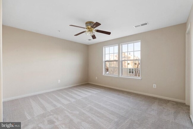 Building Photo - 44321 Ocelot Way
