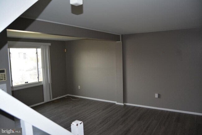 Building Photo - 12341 Bonfire Dr
