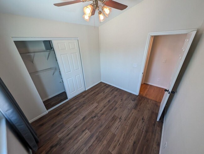 Building Photo - 4839 Lames Dr