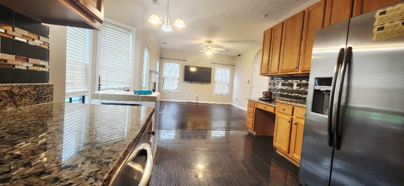 Building Photo - 7641 Crestwicke Crossing Dr