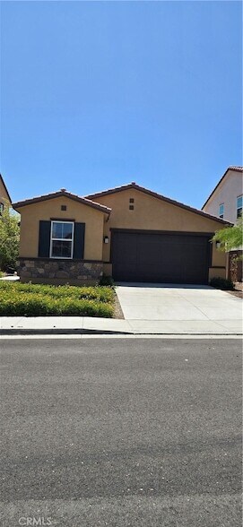 Building Photo - 4688 Florence Dr