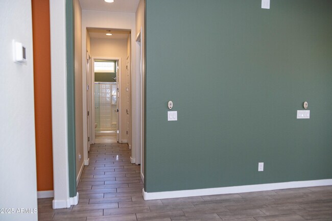 Building Photo - 4336 E Austin Dr