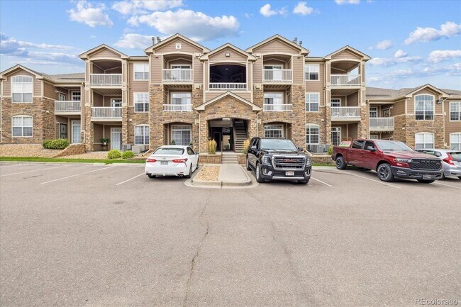 Building Photo - Blackhawk - Englewood