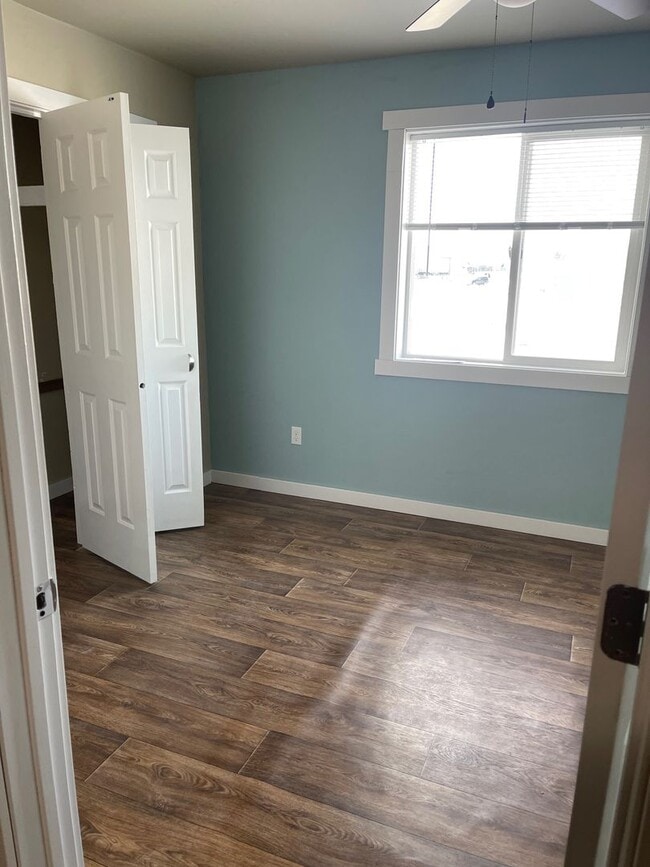 Building Photo - 1 Bedroom 1 Bath in 4 Corners
