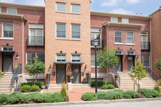 Building Photo - 517 N Park Ave