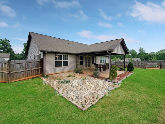 Building Photo - 138 Autumn Hill Rd