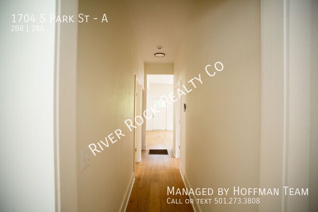 Building Photo - 1704 S Park St