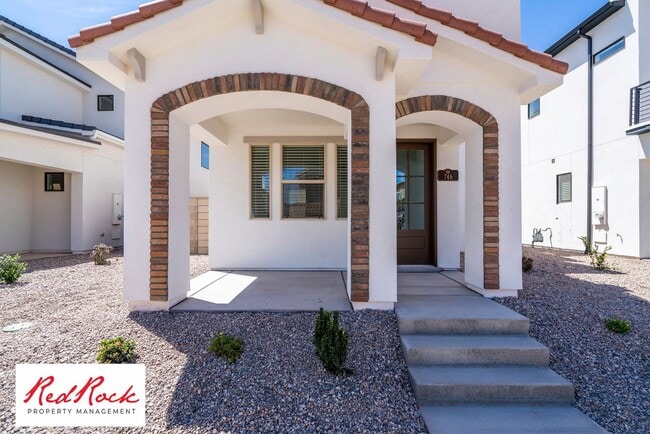 Primary Photo - BEAUTIFUL HOME in Desert Color!