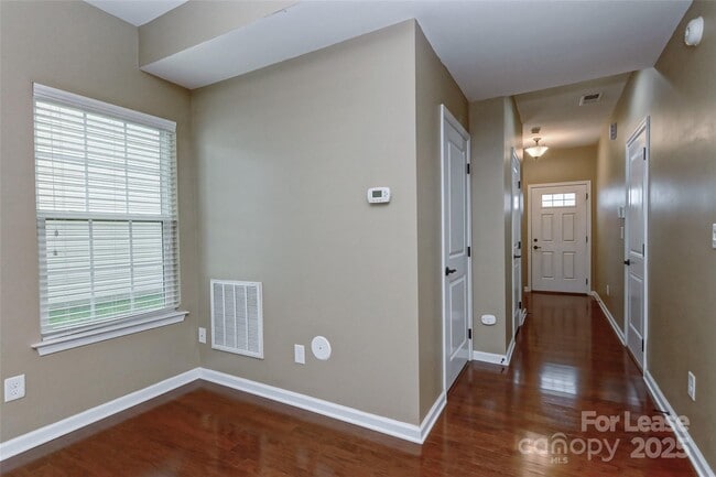 Building Photo - 7718 Sweet Fern Way