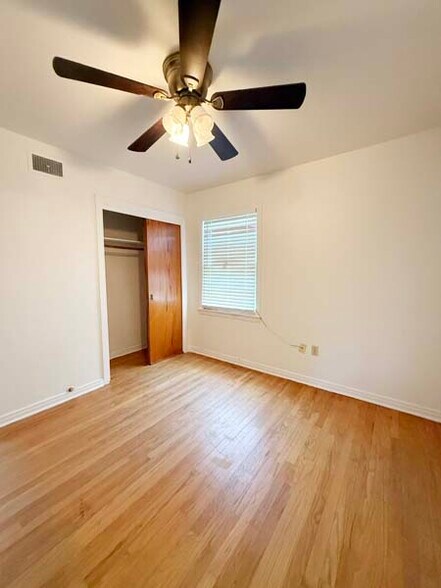 Building Photo - 121 N 28th St