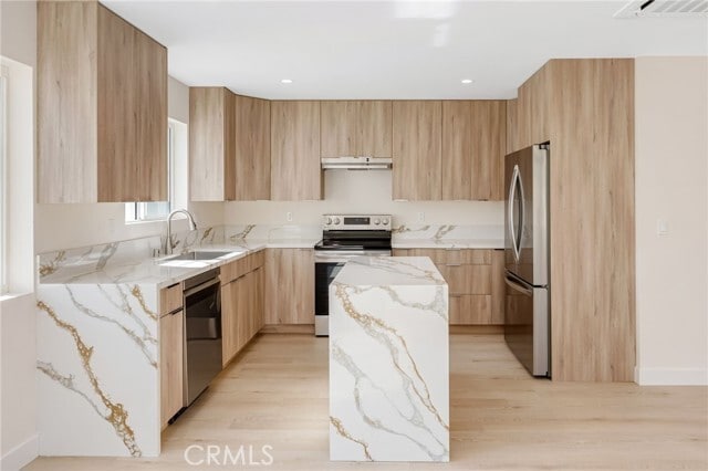 Building Photo - 503 Geneva St