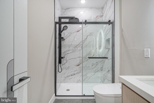 Building Photo - 4432 Wingate St