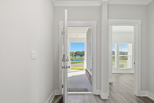 Building Photo - 1085 Hayward Lp