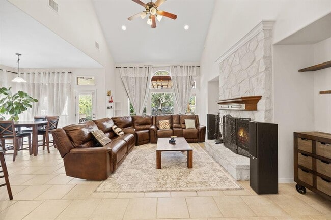 Building Photo - 10921 Tornasol Ln