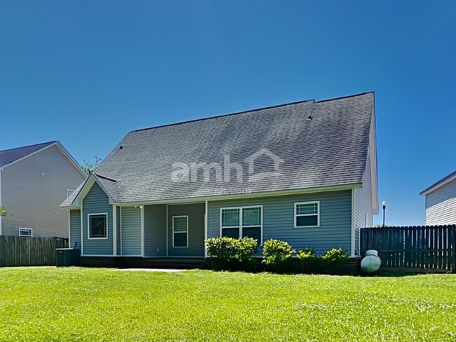 Building Photo - 180 Cotillion Crescent