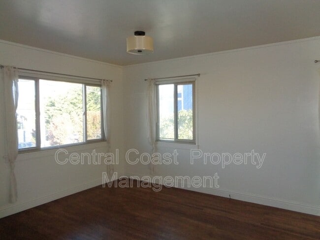 Building Photo - 415 17th St