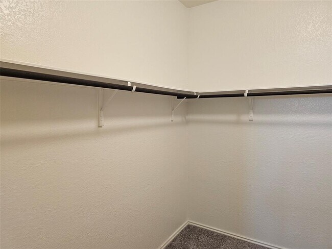 Building Photo - 21408 Bird Wing Dr