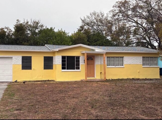 Building Photo - 4325 S Coolidge Ave