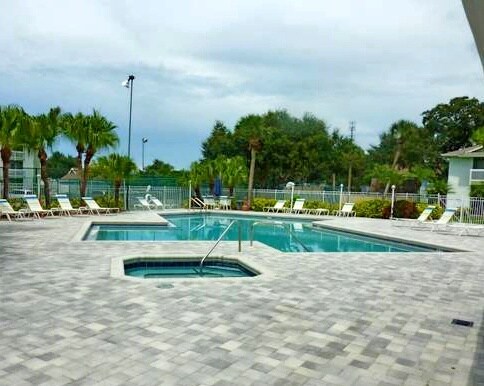 Building Photo - 455 Alt 19