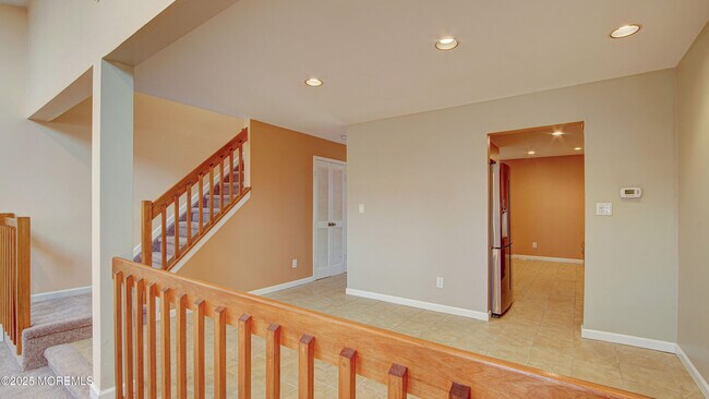Building Photo - 66 Chestnut Way