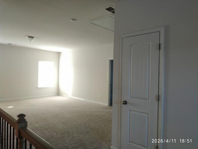 Building Photo - 132 Marion Dr