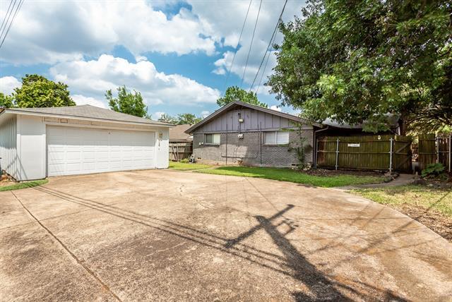 Building Photo - 7445 Brentcove Cir