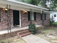 Building Photo - 2506 Waldemar Ln