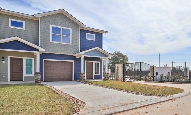 Building Photo - 14010 Longstreet Rd