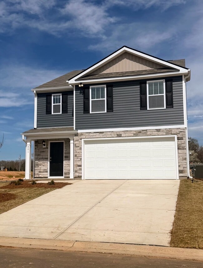 Building Photo - 601 Cordgrass Rd