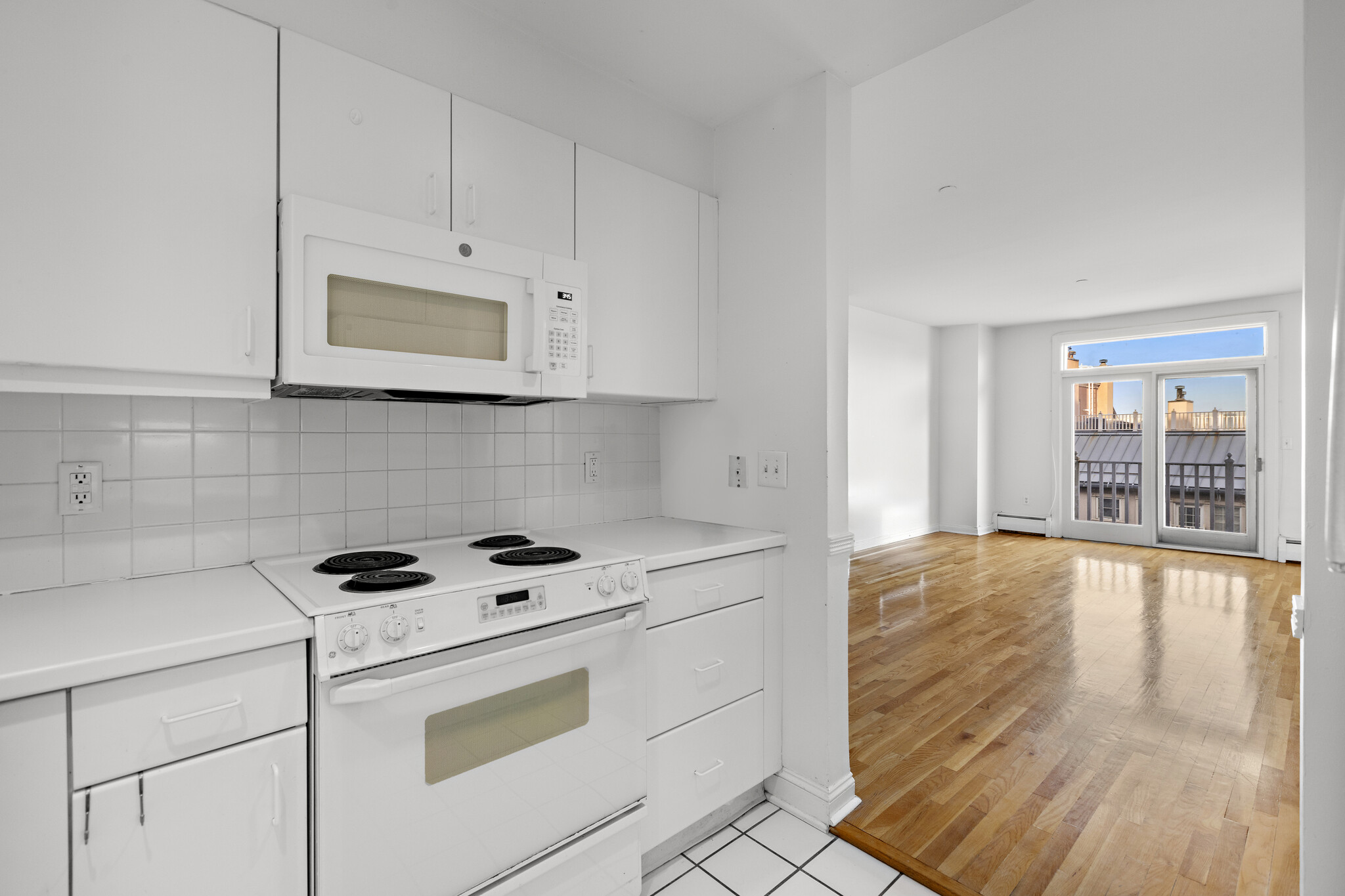 Building Photo - 206 Shearwater Ct W