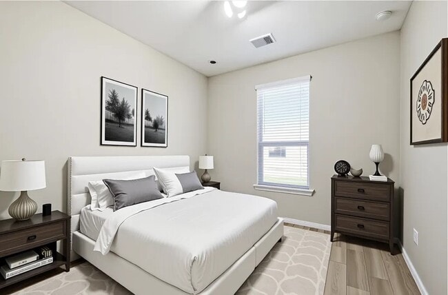 Building Photo - 7219 Escondido Dr