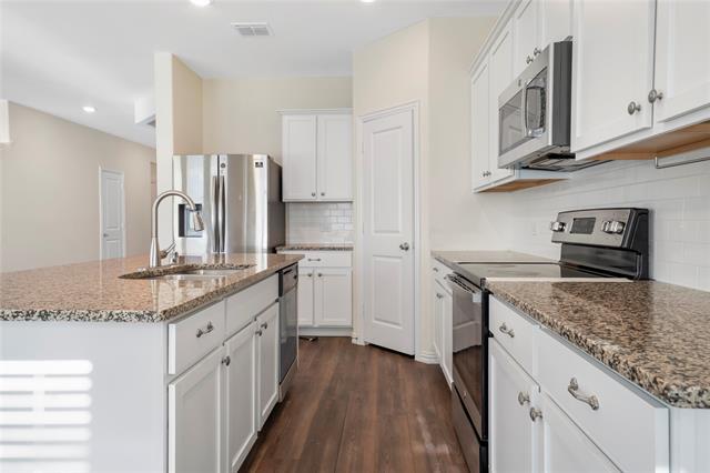 Building Photo - 5509 Brentlawn Dr