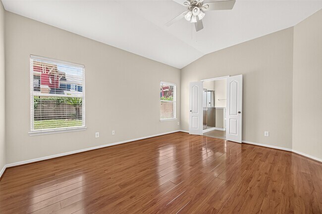 Building Photo - 430 Dockside Terrace
