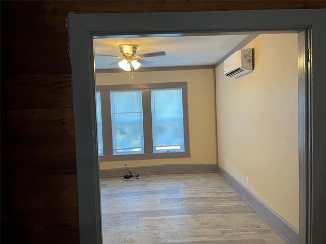 Building Photo - 1503 Lagonda Ave