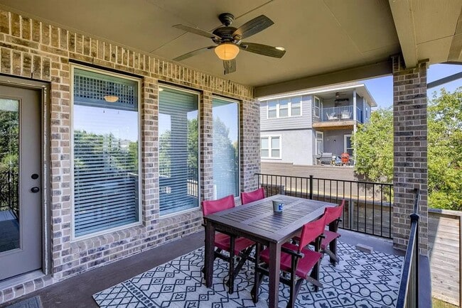 Building Photo - 6728 Llano Stage Trl