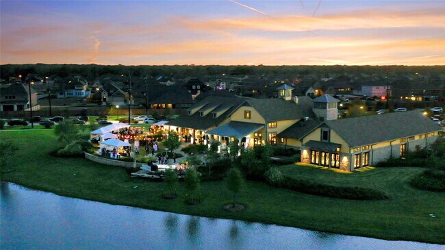 Building Photo - Timber Brook Drive, Sienna, TX 77459 - 3 BR 2 BA single-family home