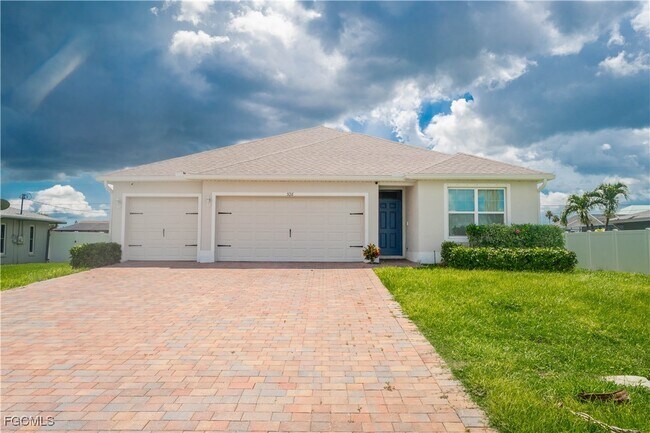Primary Photo - 526 SE 20th Ct