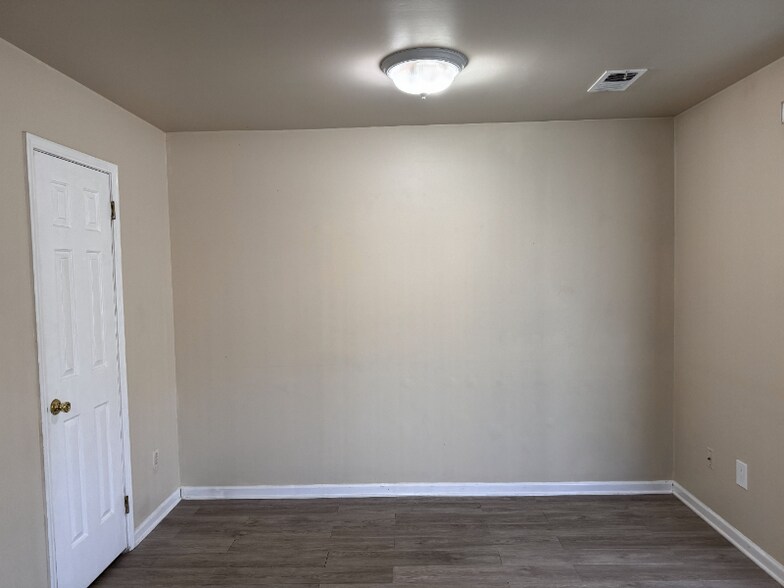 Building Photo - 53 Flintlock Ln