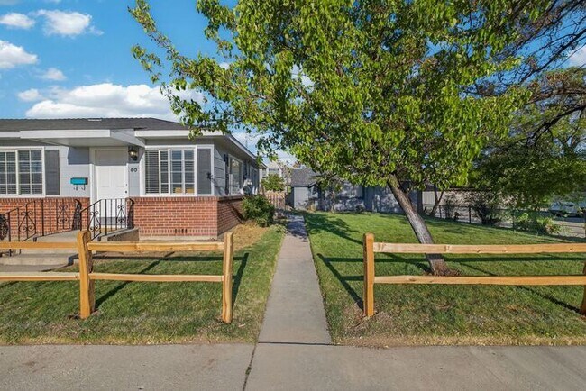 Building Photo - The Biggest Little BnB, Fully Furnished Vacation Rental!
