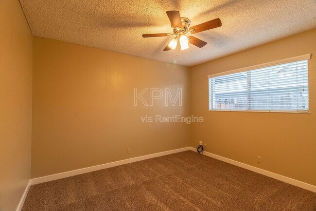 Building Photo - 1217 Aberdeen Ave