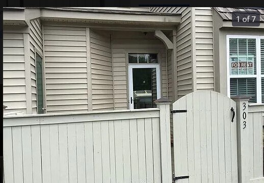 Primary Photo - 303 Blue Heron Trail