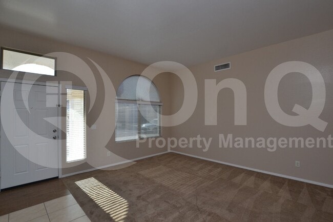 Building Photo - 534 E Ironwood Dr