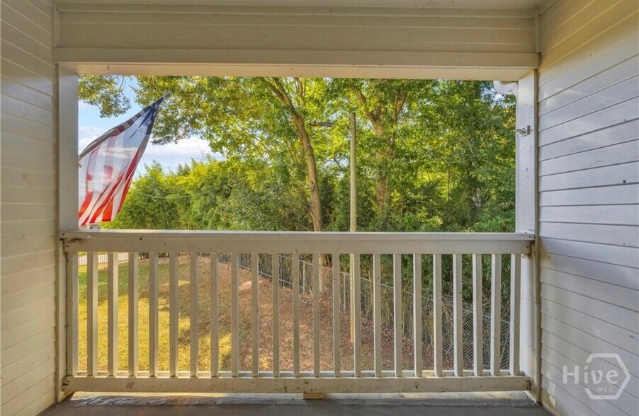 Building Photo - 210 Appleby Dr