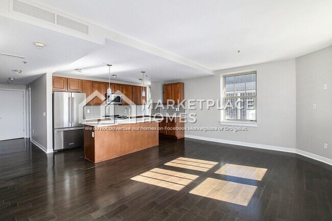 Building Photo - 525 W Lafayette Blvd