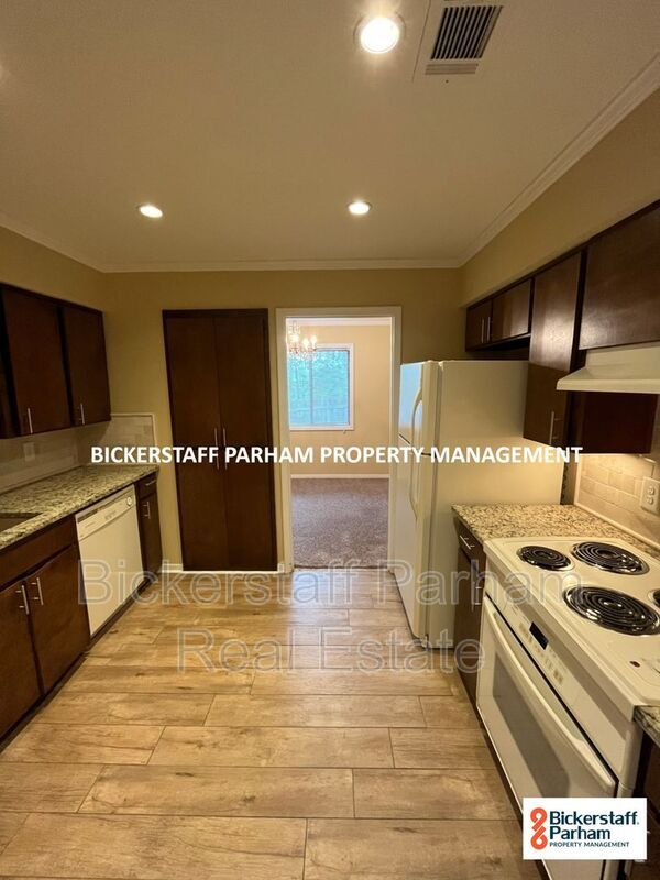 Building Photo - 4312 Old Macon Rd