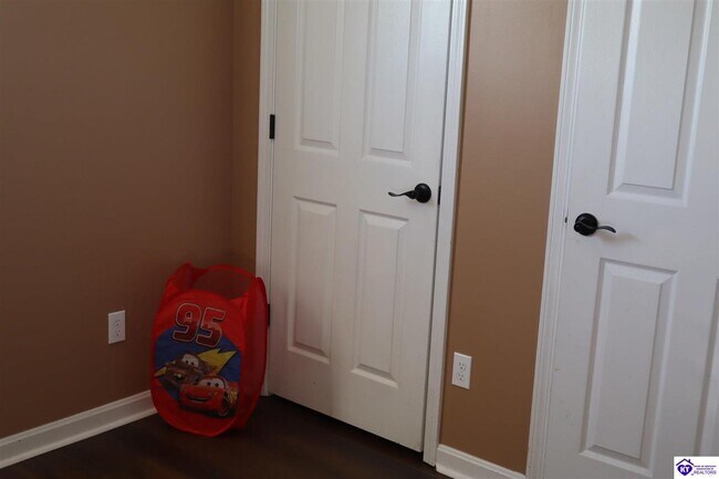 Building Photo - 101 Joy Ct