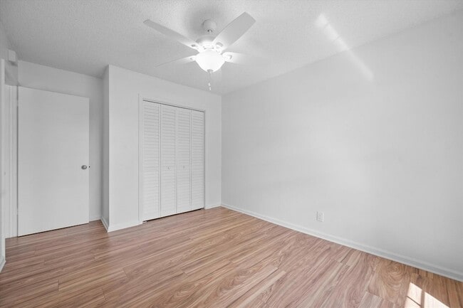Building Photo - 13511 Jonquil Pl