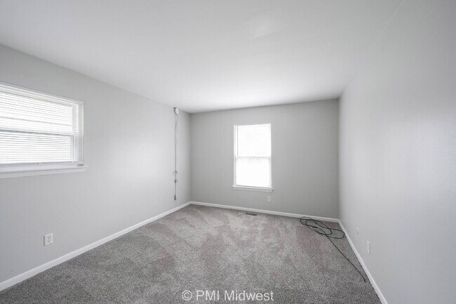 Building Photo - 3026 Osceola Ln