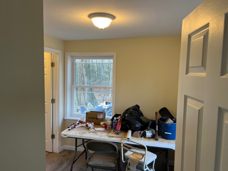 Building Photo - 200 Maple Rd