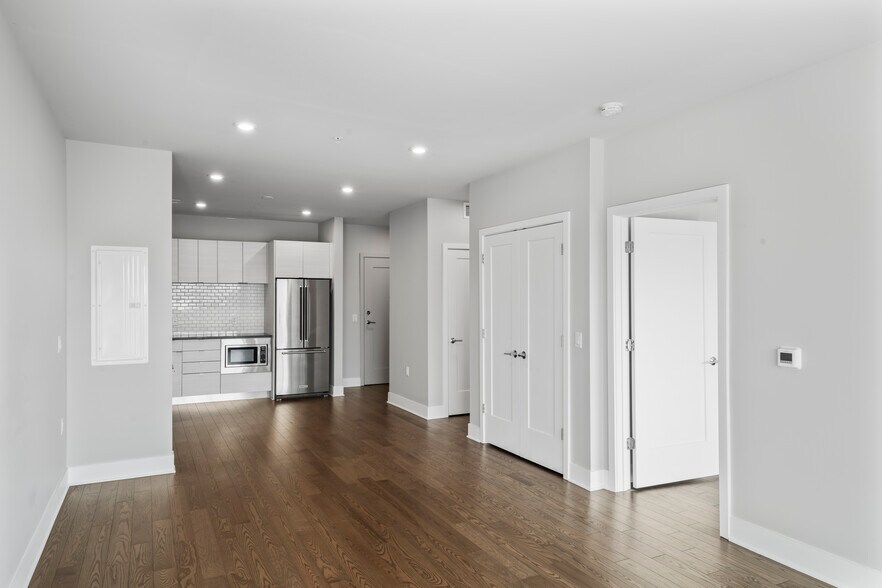 Building Photo - 506 Diamondback Dr